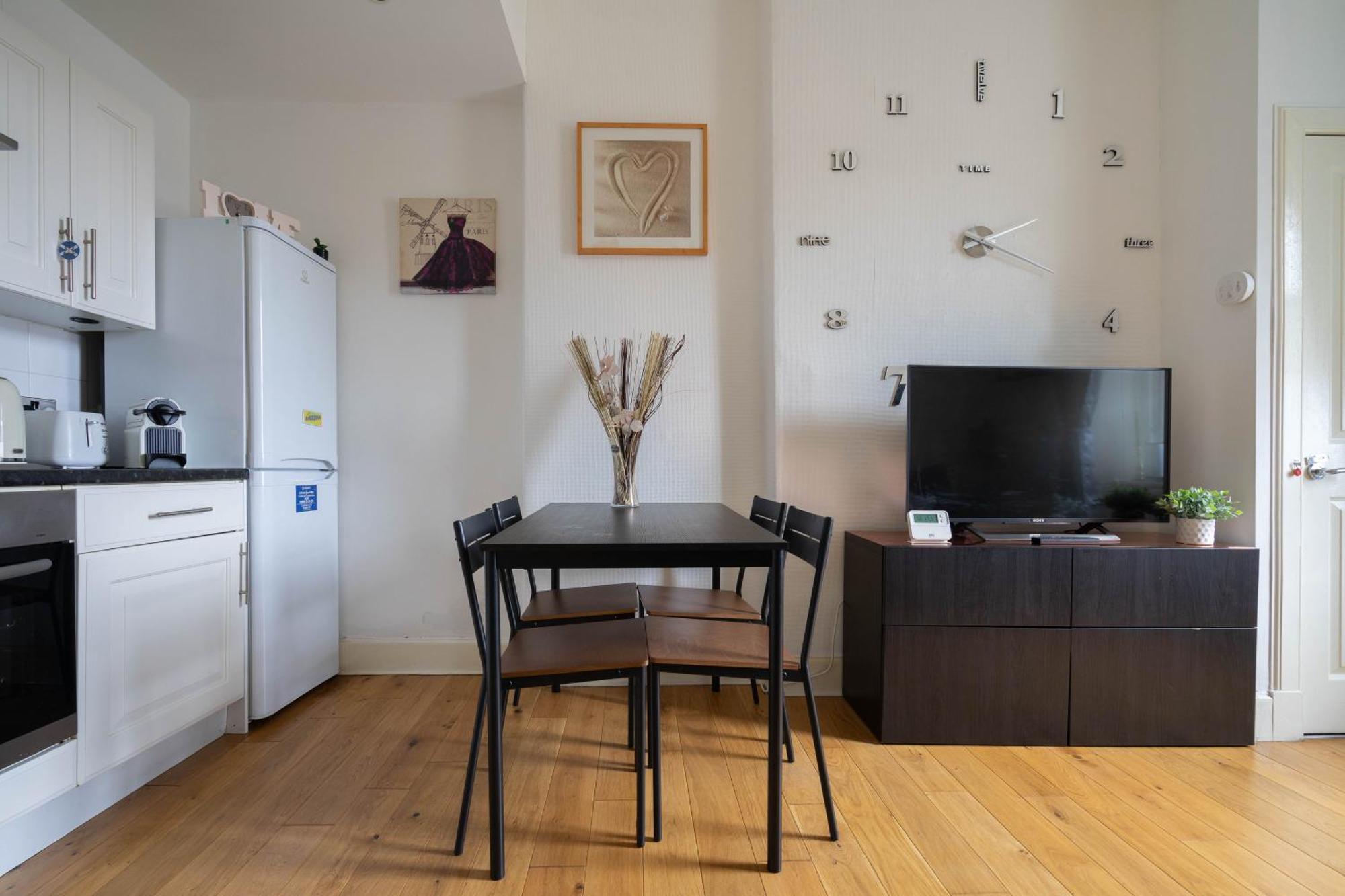 Cosy Leith Escape - Edinburgh City Esterno foto